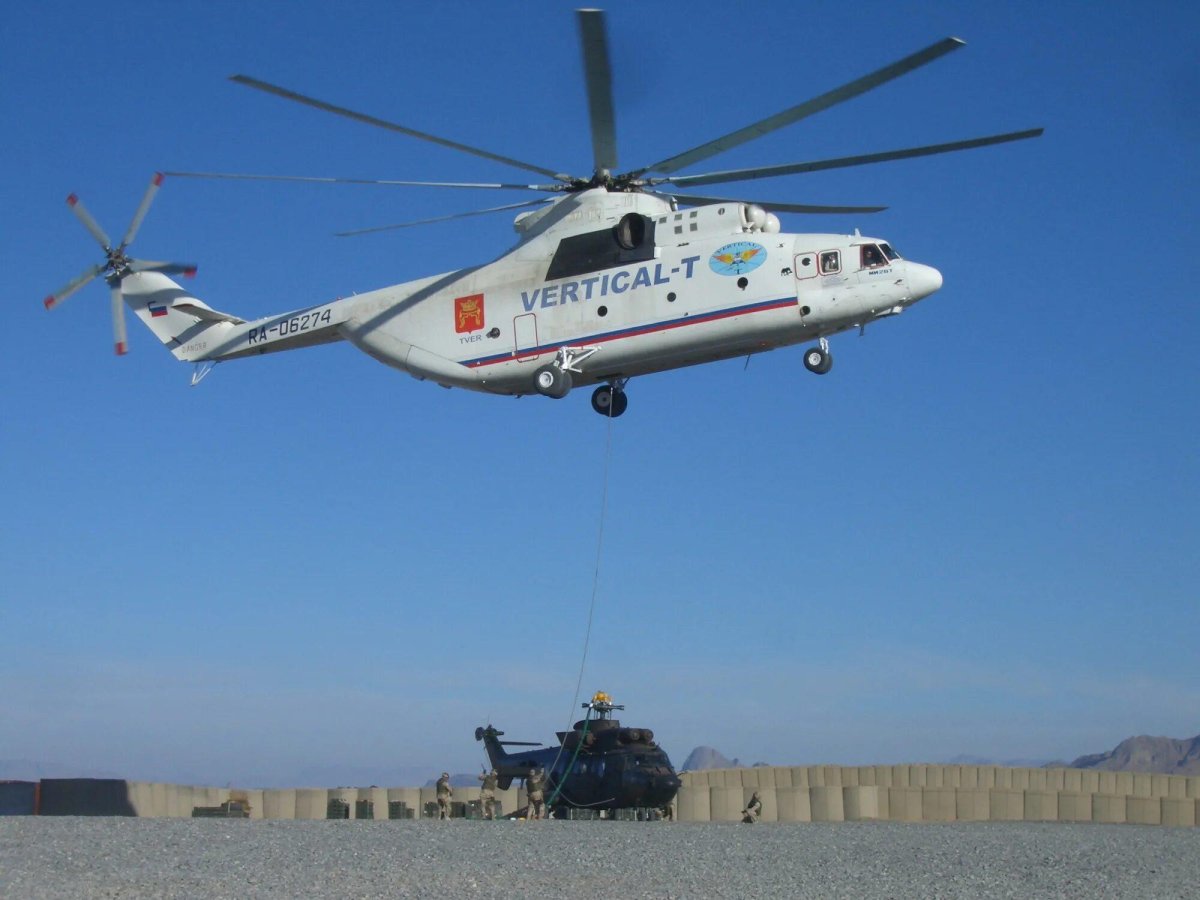 Ми-26 военно-транспортный вертолёт