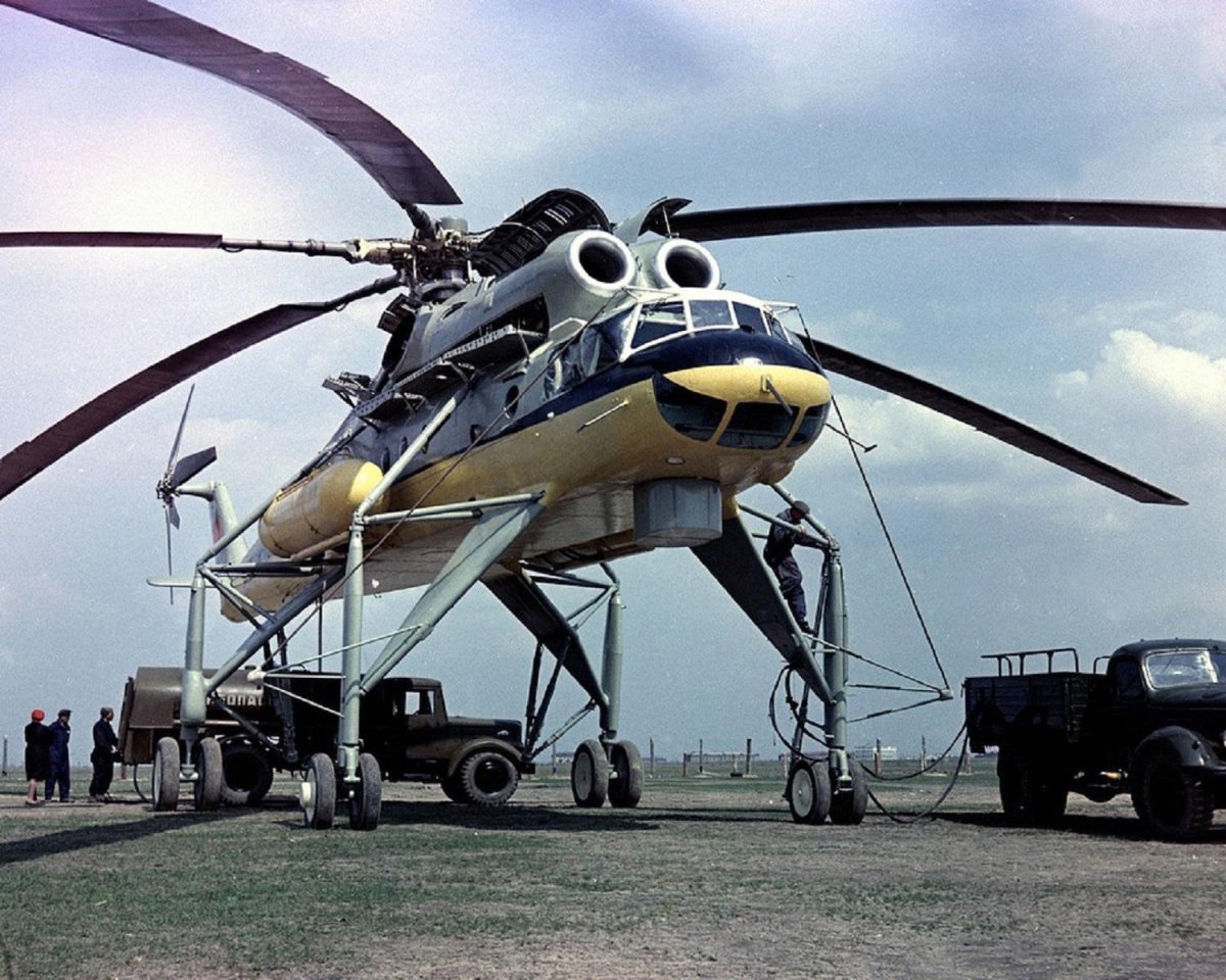 Ми-10 вертолёт