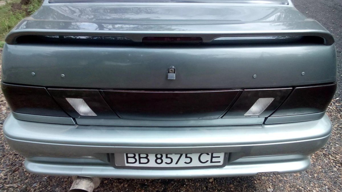 Крышка багажника Lada 2115