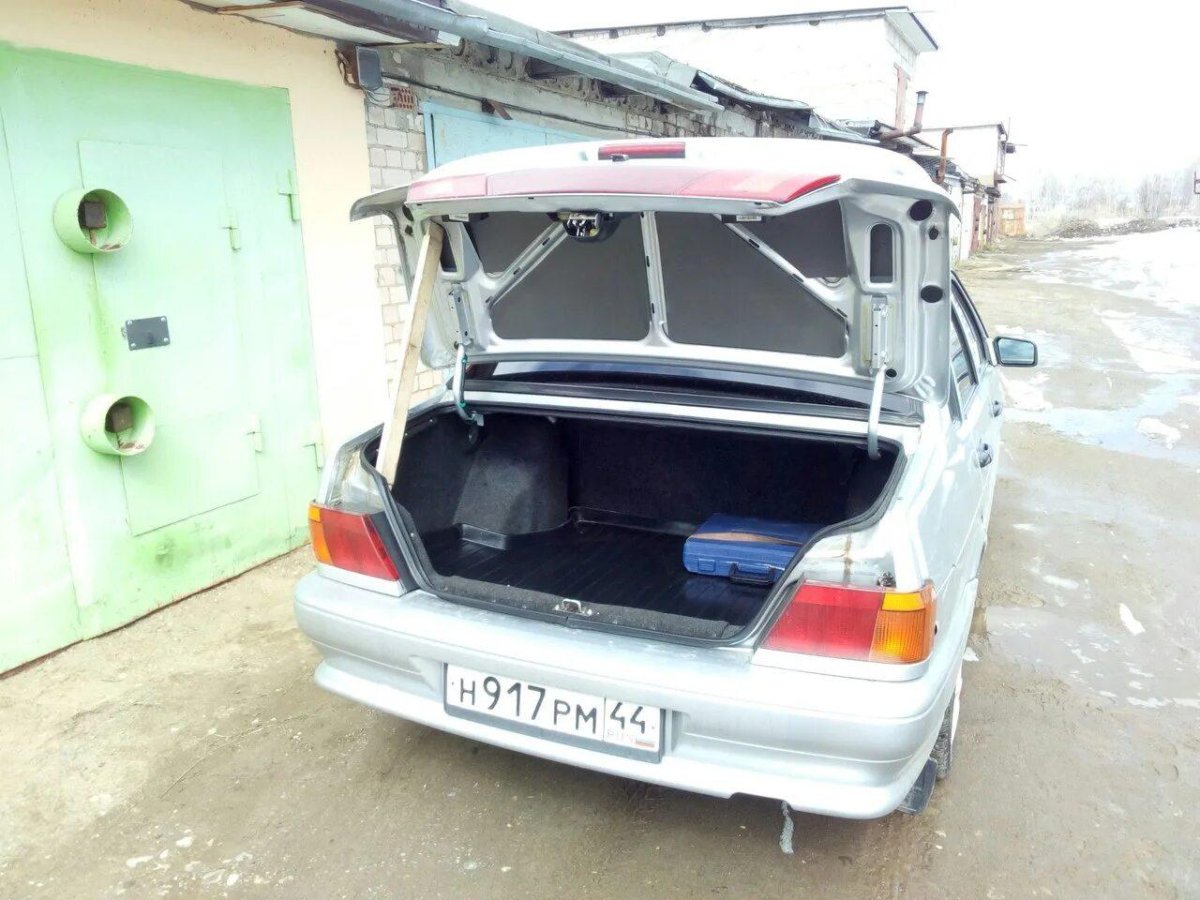 Багажник на ВАЗ 2115 штатный
