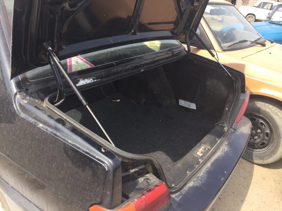 Газовые упоры багажника ВАЗ 2115