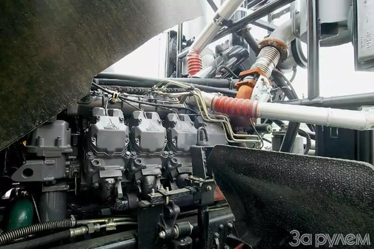 КАМАЗ 65226 тягач