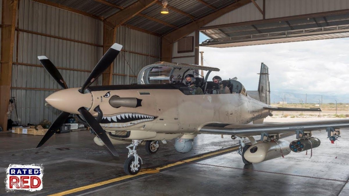 Штурмовик Textron at-6e Wolverine