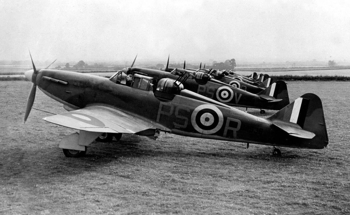 Дефаент истребитель