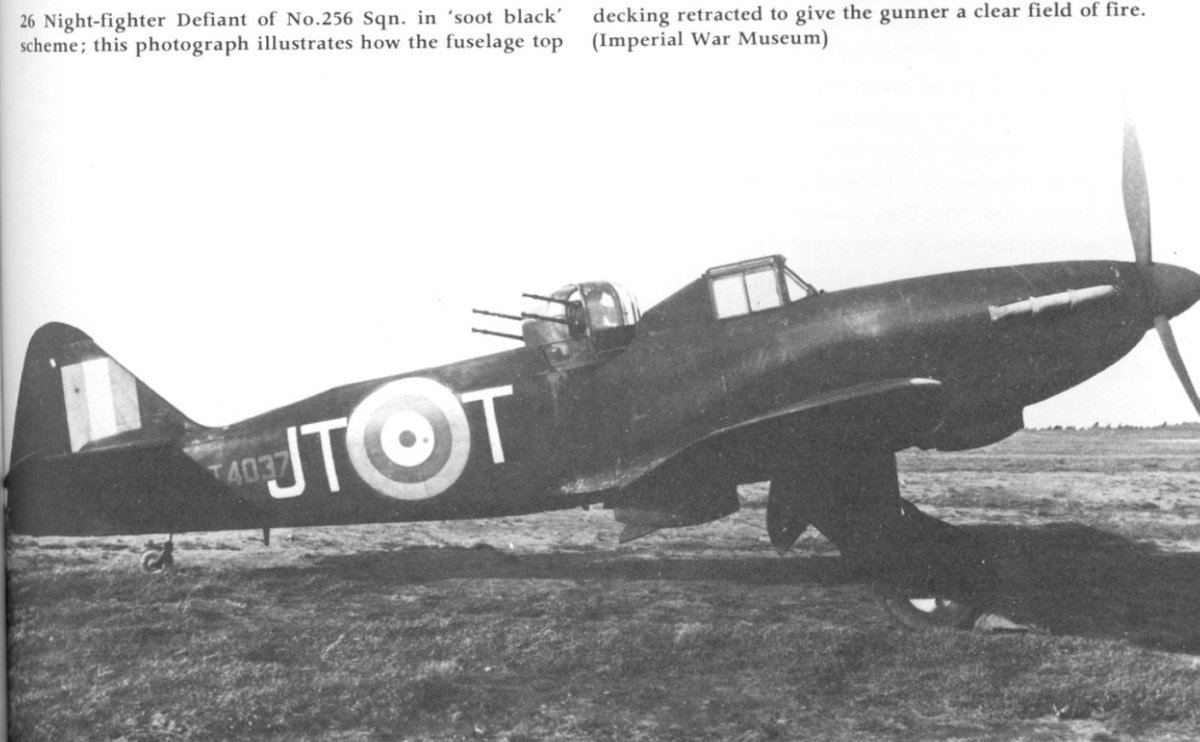 Самолет Defiant