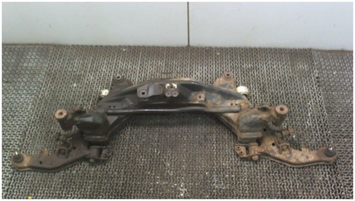 Подрамник Nissan primera p12