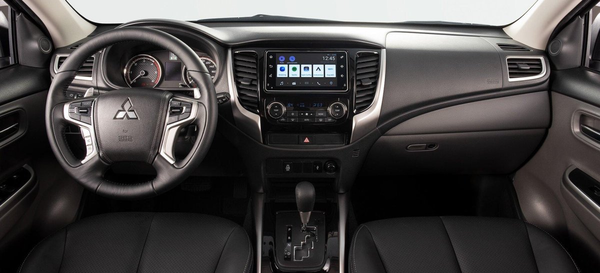 Mitsubishi New l200 салон