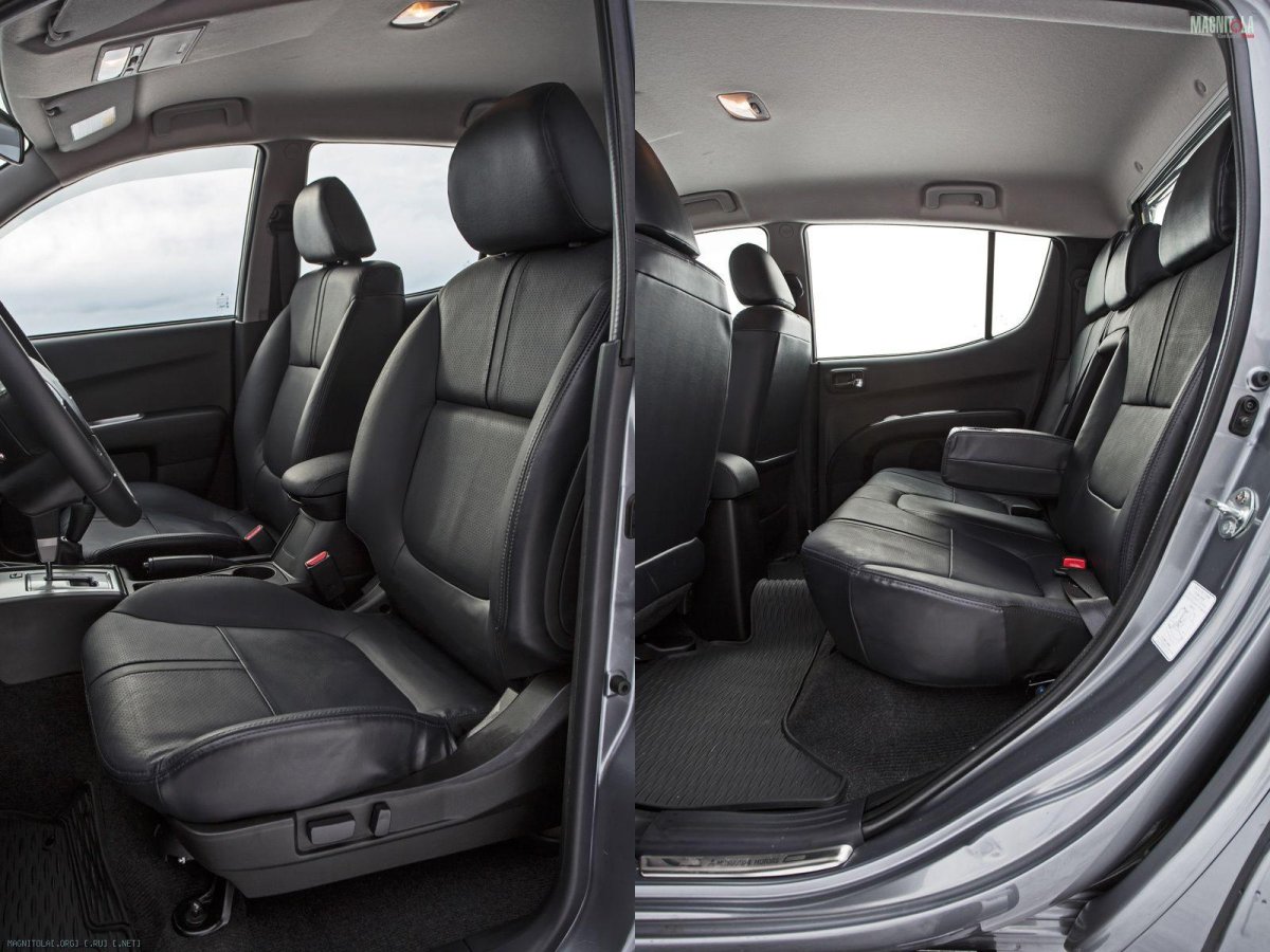 Митсубиси l200 салон