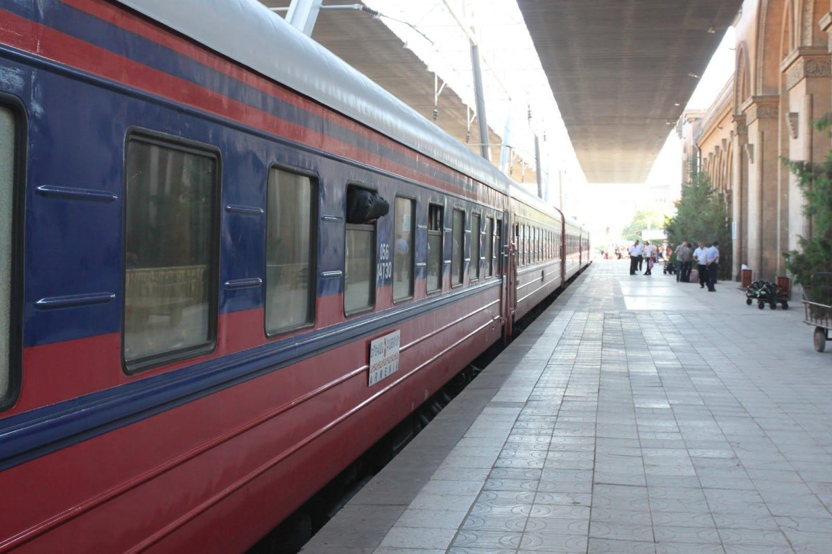 Поезд Ереван Батуми