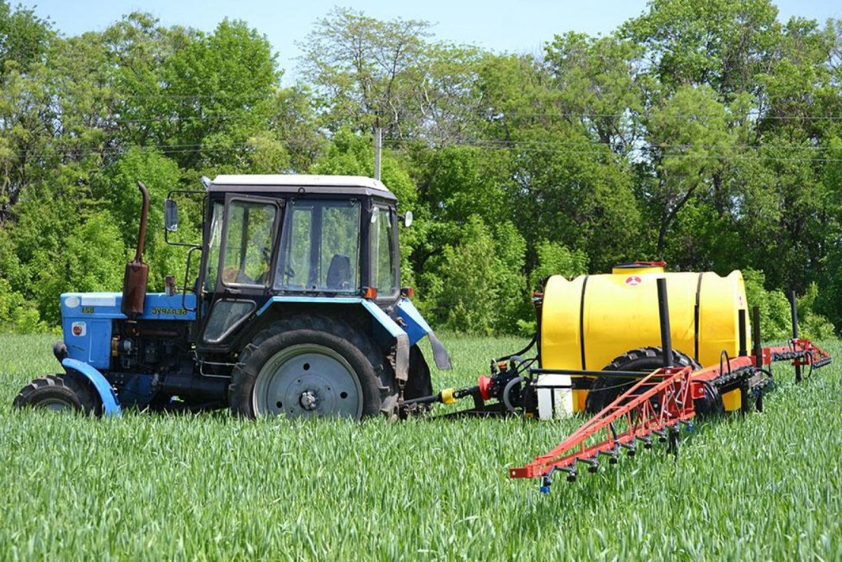 Опрыскиватель штанговый прицепной ОП-22-2500п