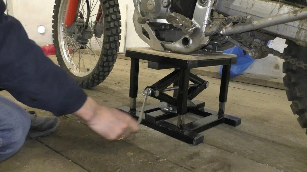 Подставка-подъемник для питбайка bst004