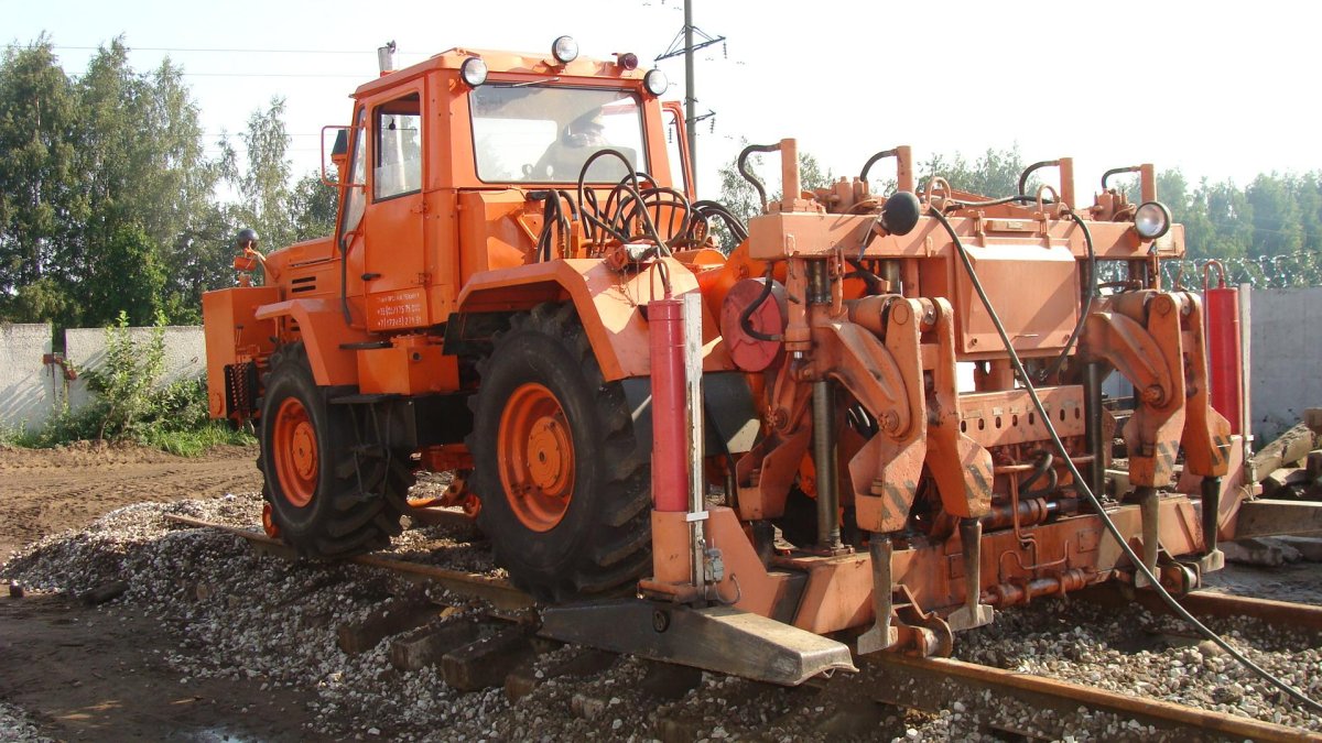 Машина Путевая УПМ-1м ХТЗ-150к-09-25