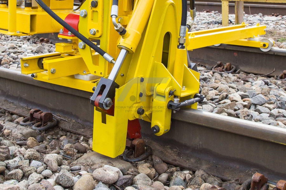 Скрепление Пандрол на ЖД