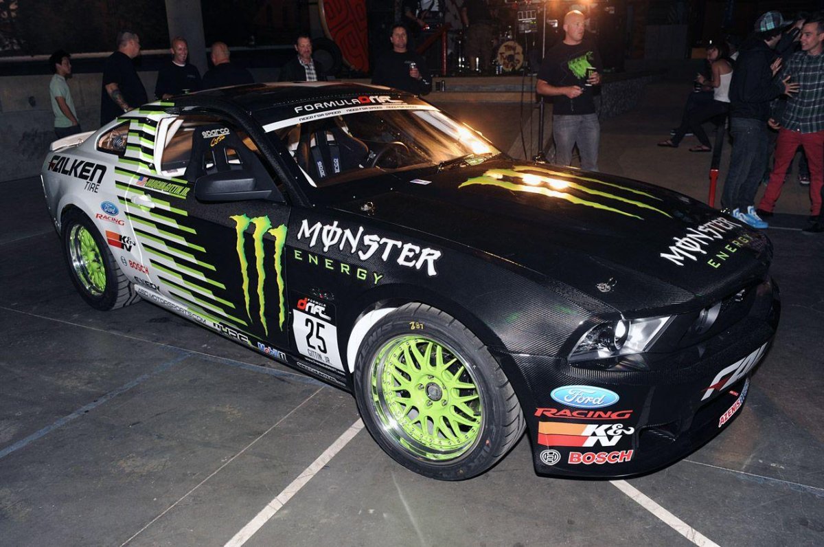 Мустанг Фалкен Монстер Энерджи