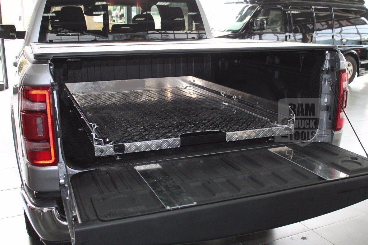 Выкатная платформа Toyota Hilux