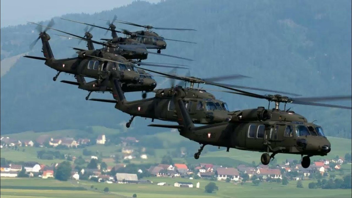 Sikorsky uh-60 Black Hawk