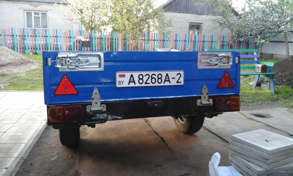 Прицеп МАЗ 8114