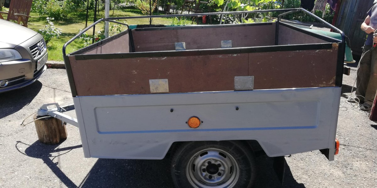 Легковой прицеп МАЗ 8162