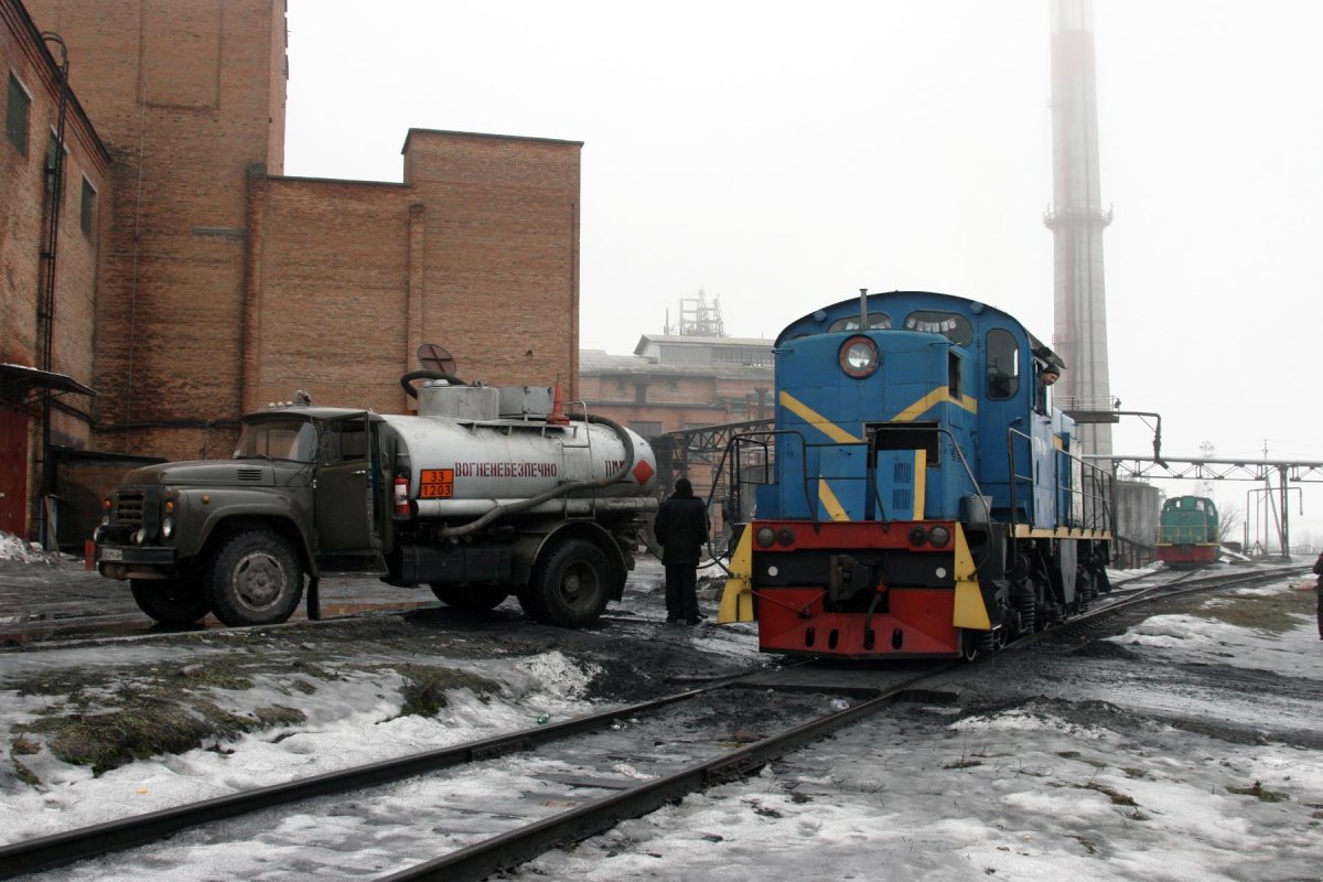 Дизель ТГМ 4