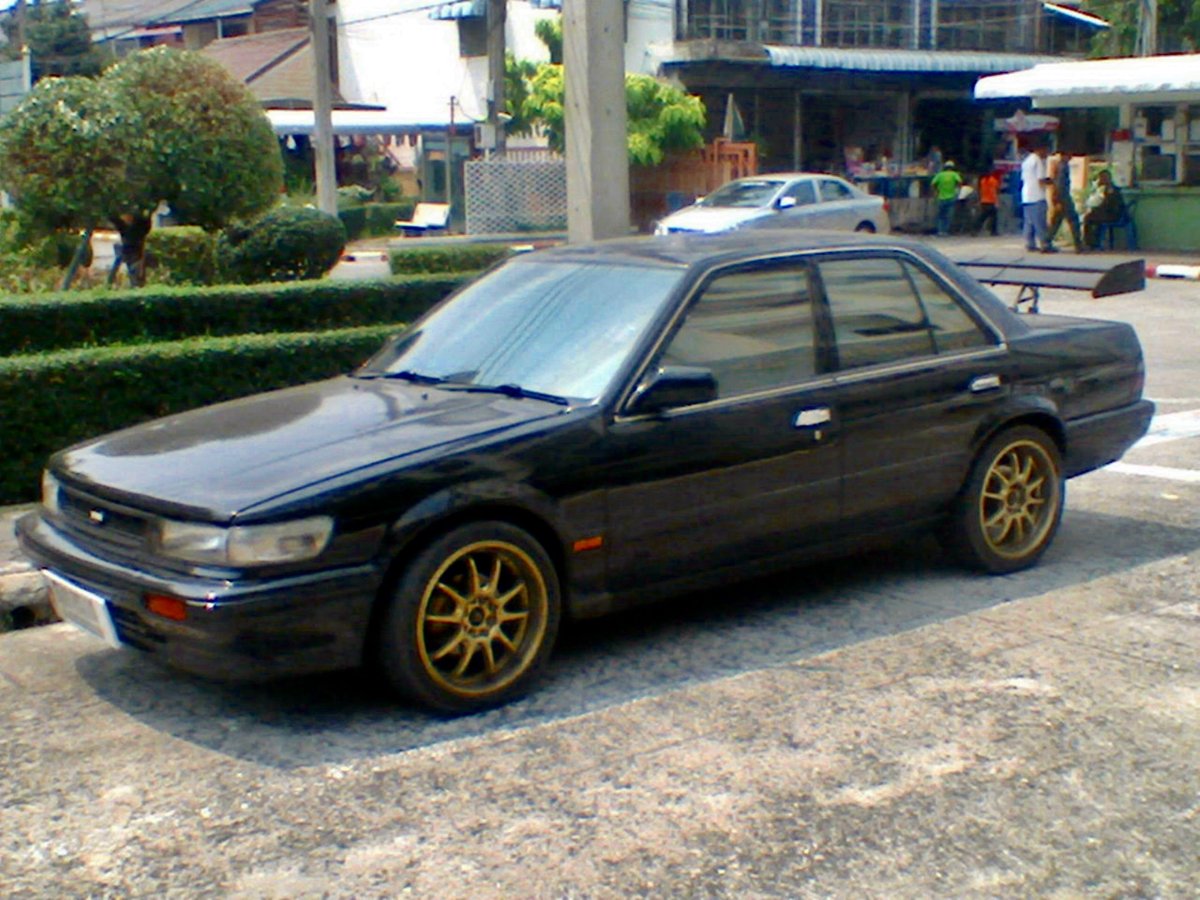 Nissan Bluebird u12