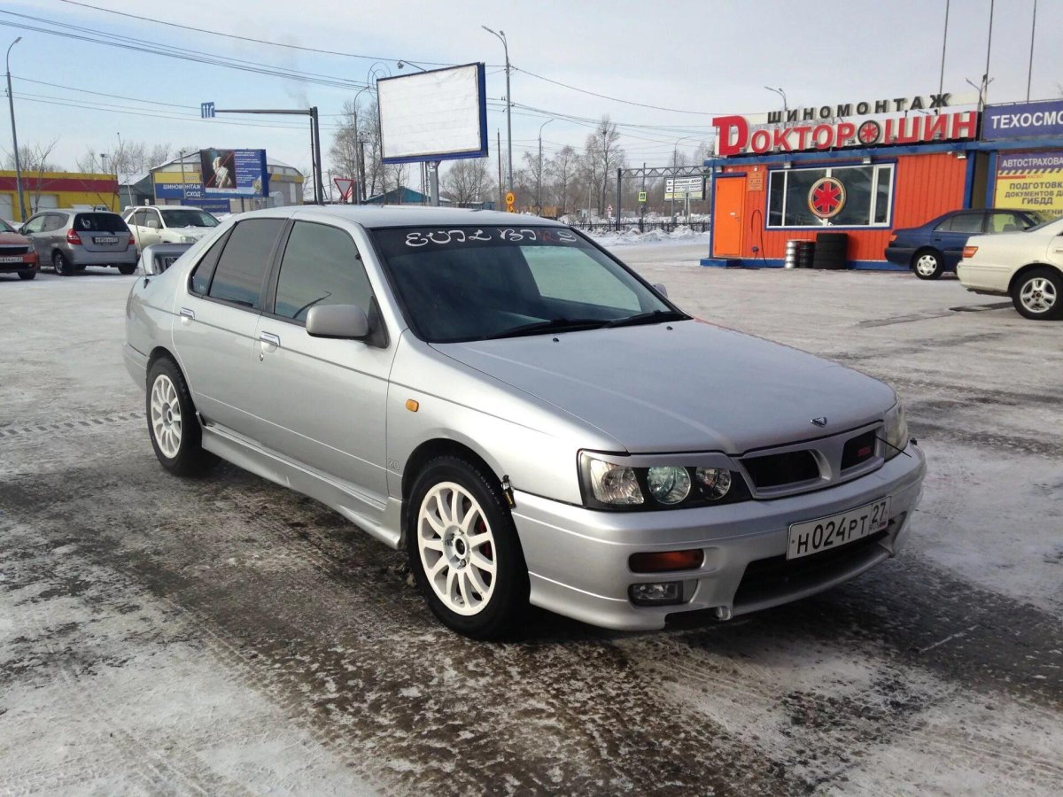 Ниссан Блюберд u14