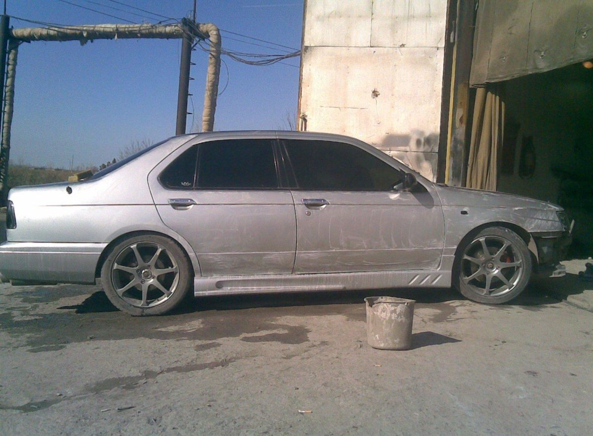 Nissan Bluebird 1998 на дисках