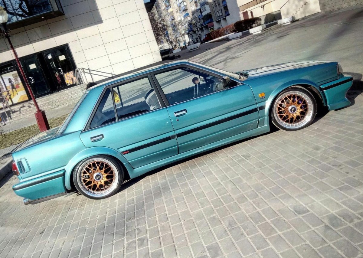 Nissan Bluebird t12