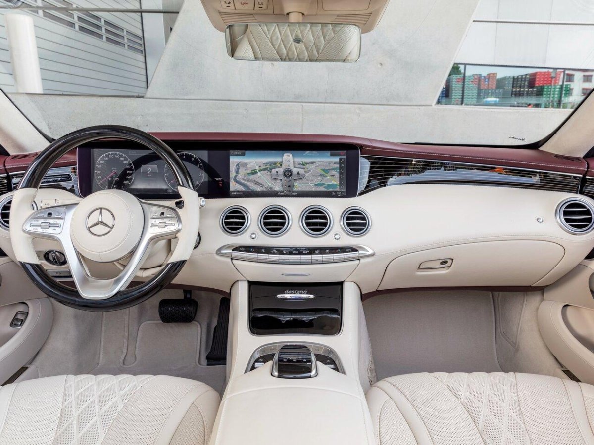 Mercedes Benz s560