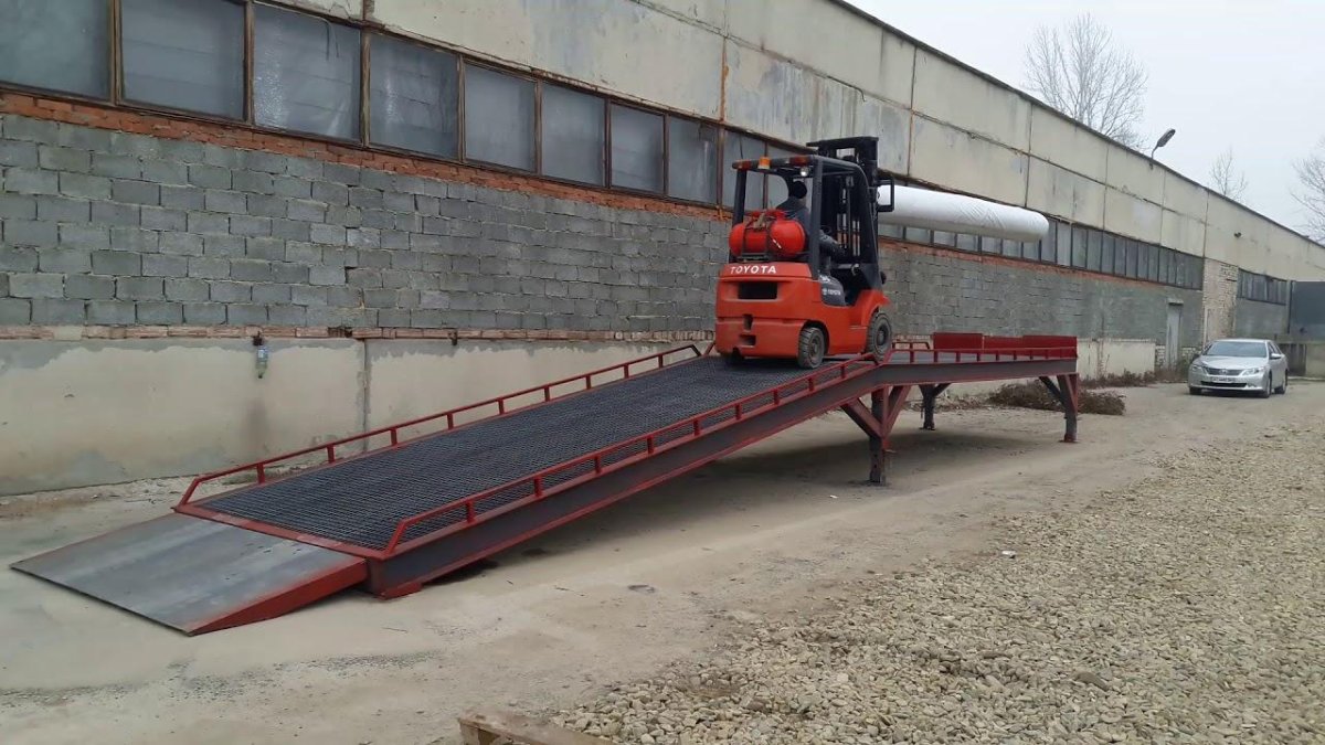 Мобильные рампы передвижные погрузочные эстакады