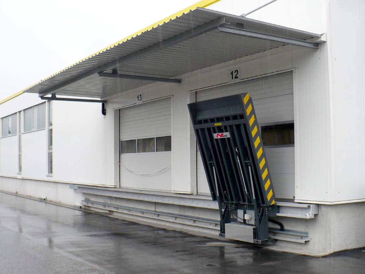 Перегрузочный мост Херман Hormann HLS-2 С откидной аппарелью