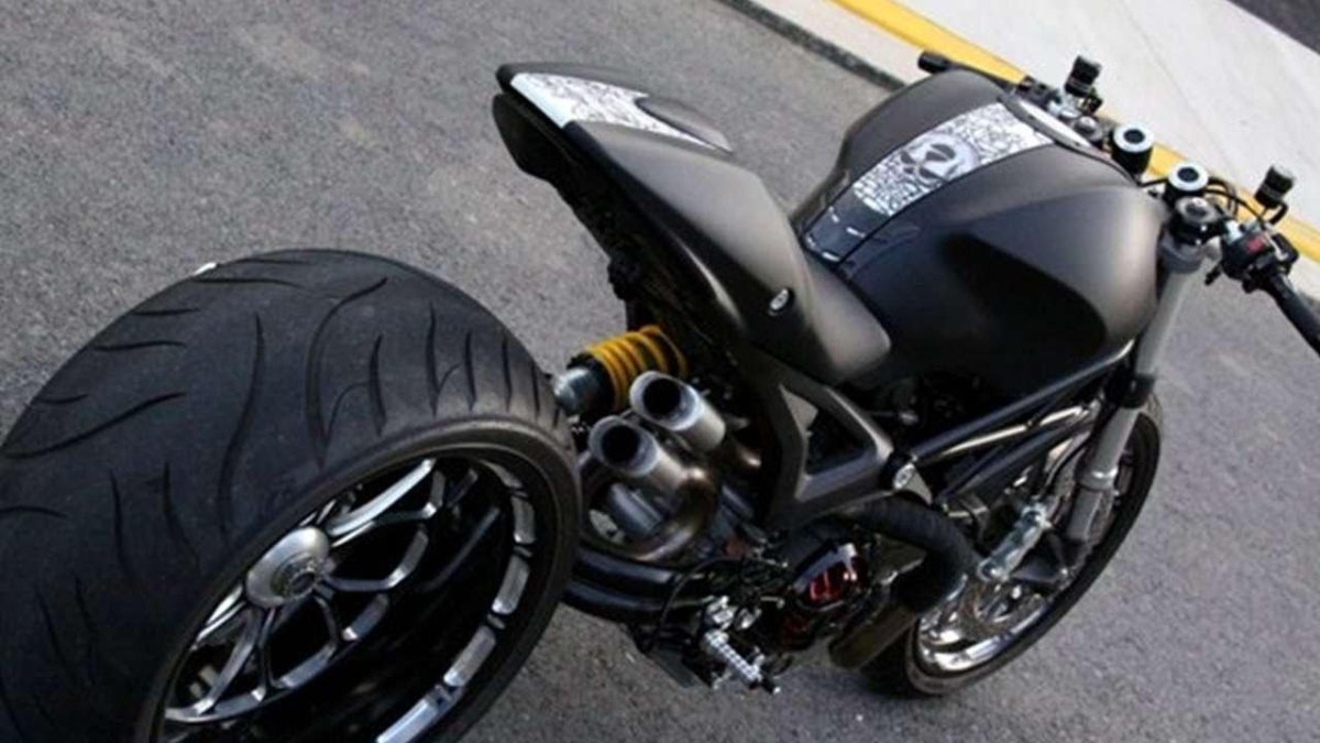 Мотоцикл Дукати кастом