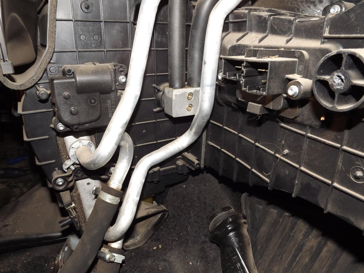 Трубки радиатора отопителя УАЗ Патриот 2014