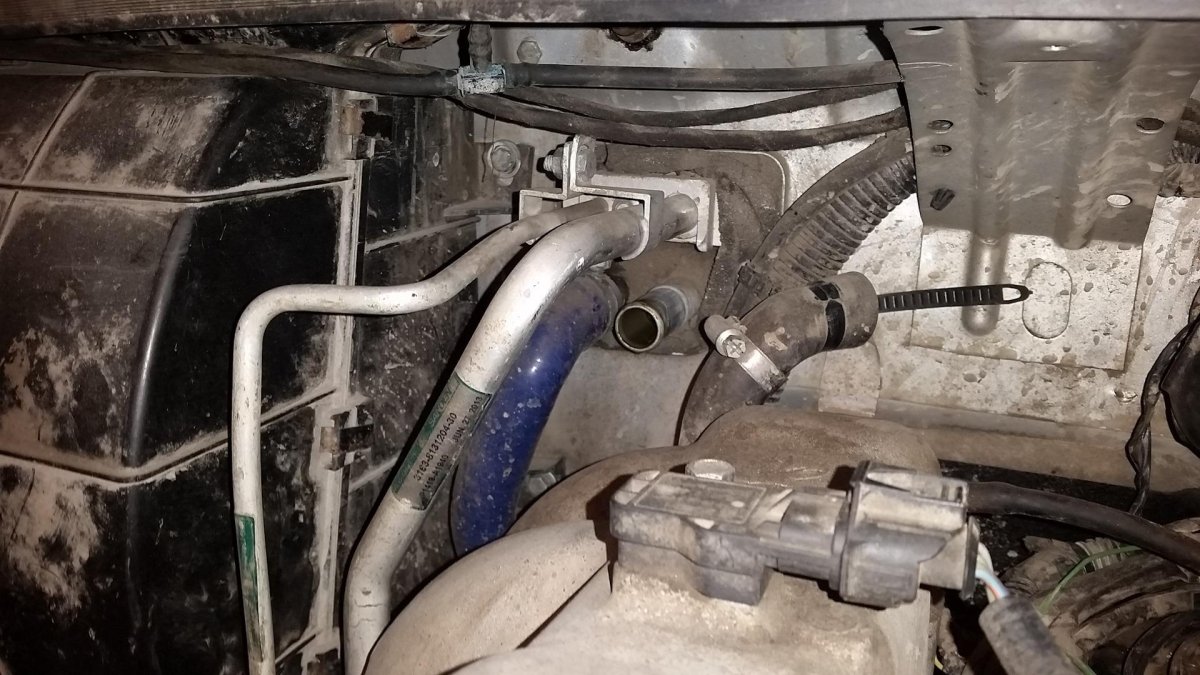 Трубки радиатора отопителя УАЗ Патриот 2014