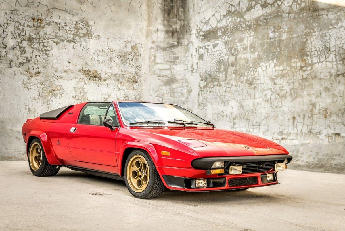 Ламборгини silhouette