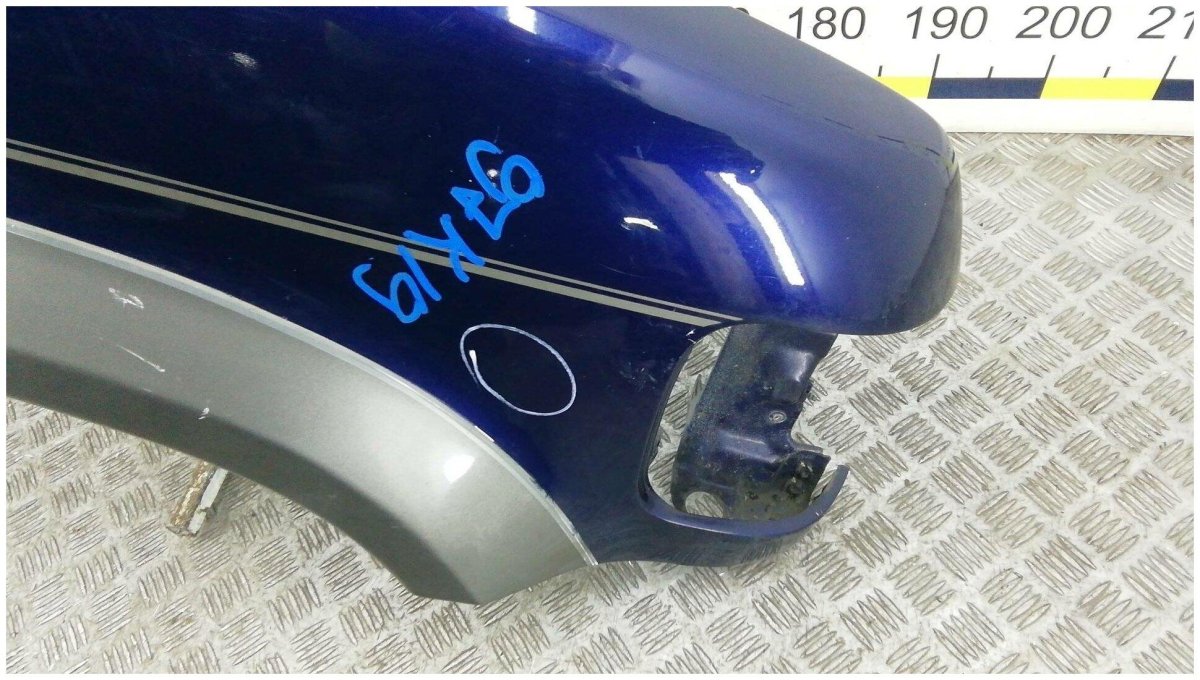 Крыло переднее Исузу NQ