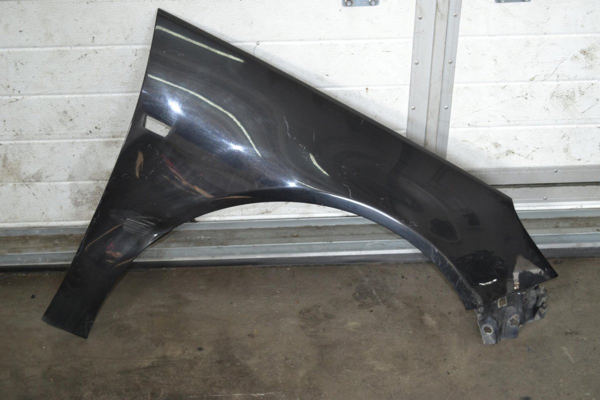 GM крыло правое Corsa 2021