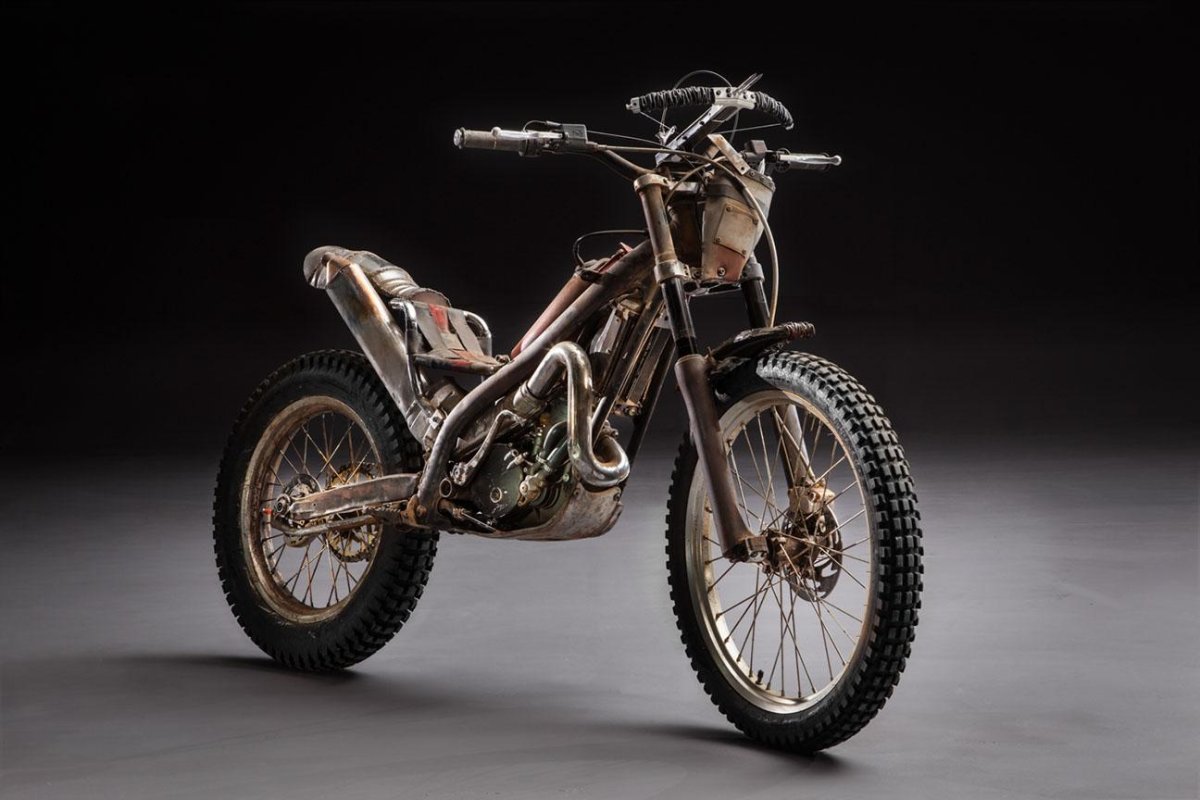 Безумный Макс мотоциклы