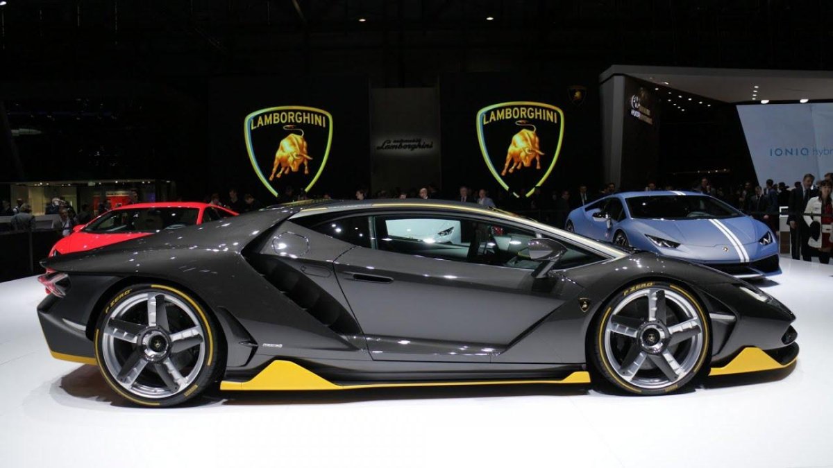 Ламборджини Сентенарио