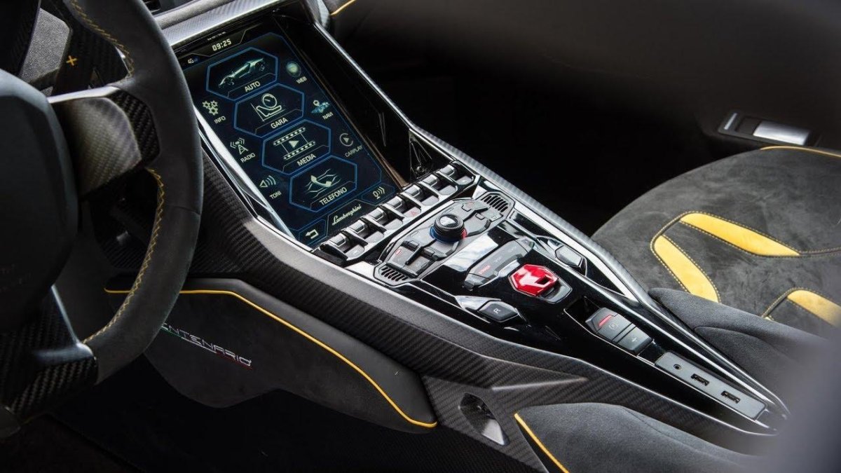 Lamborghini Centenario LP 770-4 салон