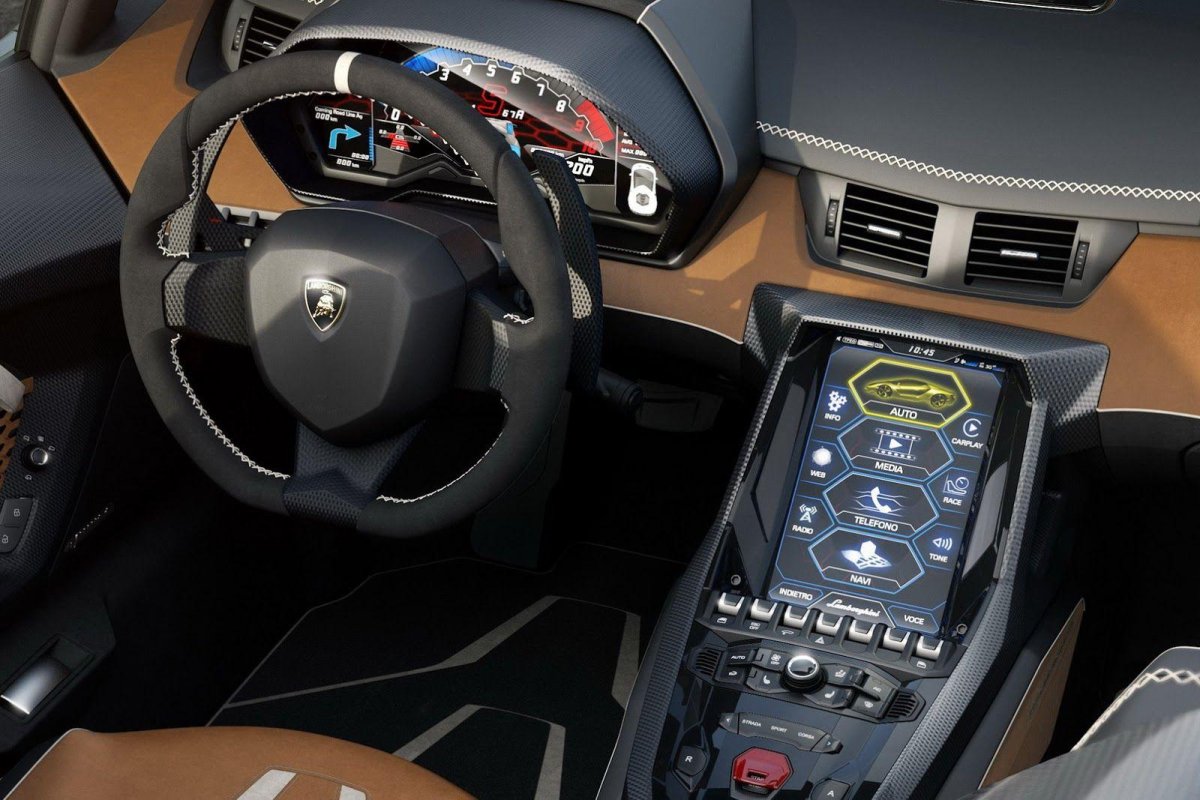 Ламборджини Сентенарио салон