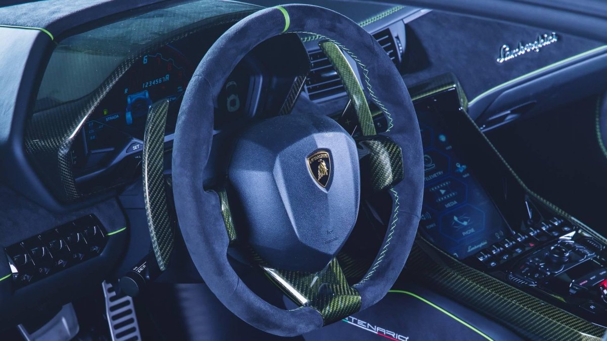 Lamborghini Ferruccio салон