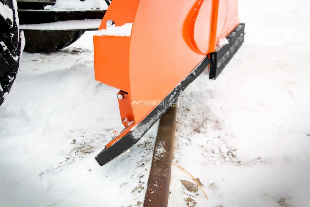 Отвал на МТЗ 82.1 бабочка