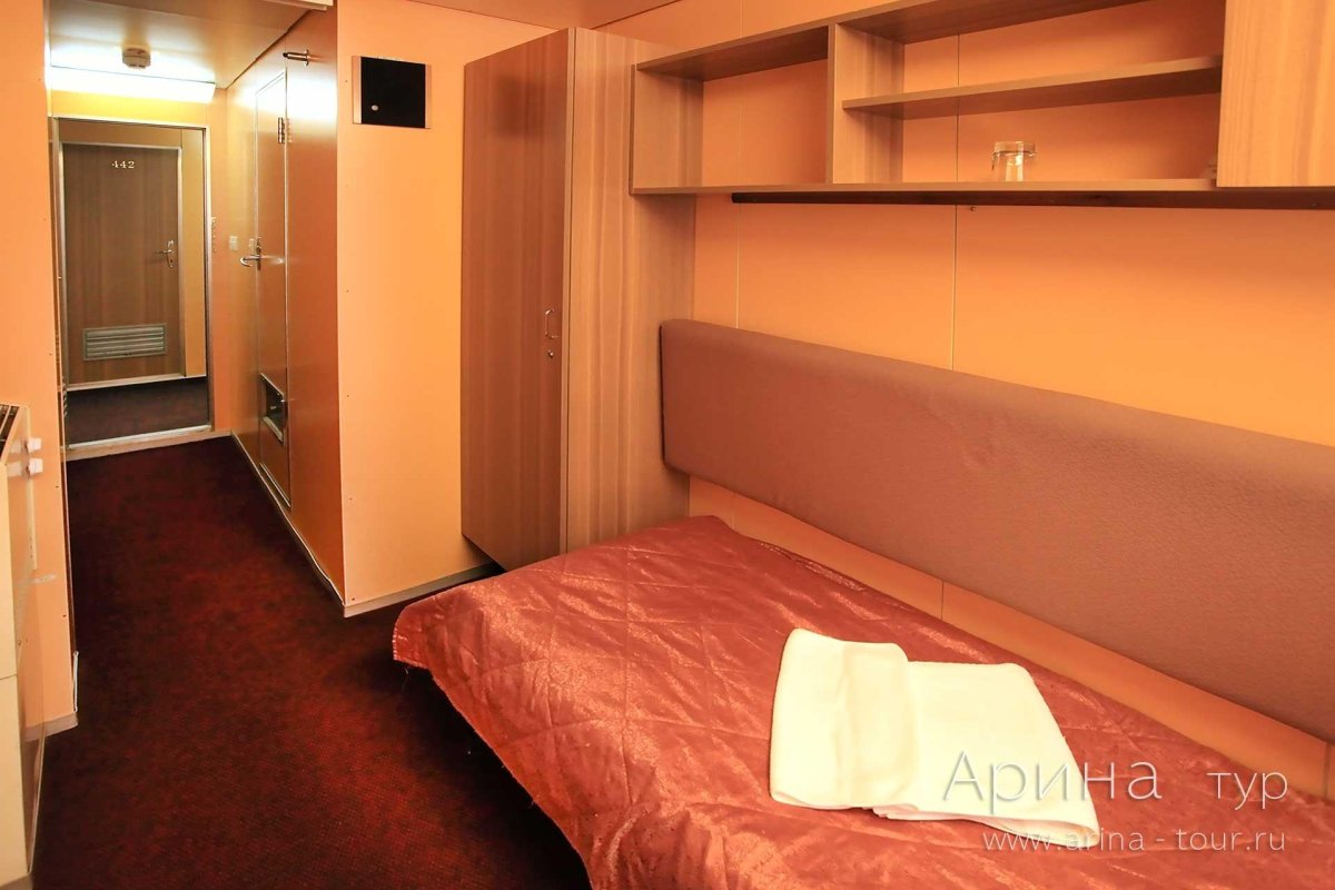 Теплоход Андропов каюты