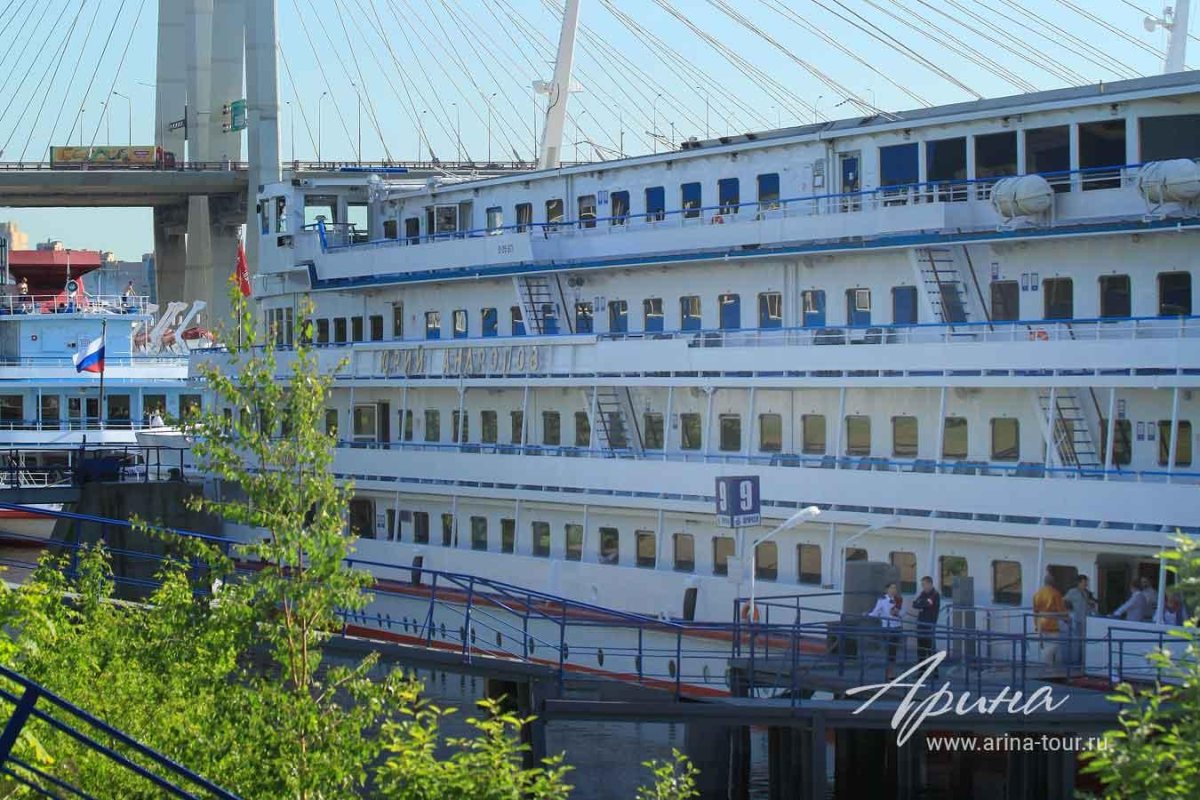 Юрий Долгорукий теплоход 588