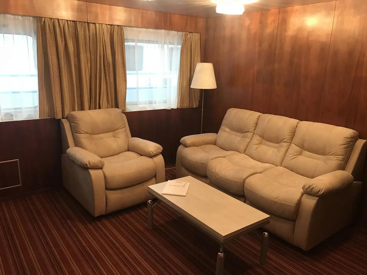 Теплоход Андропов каюты