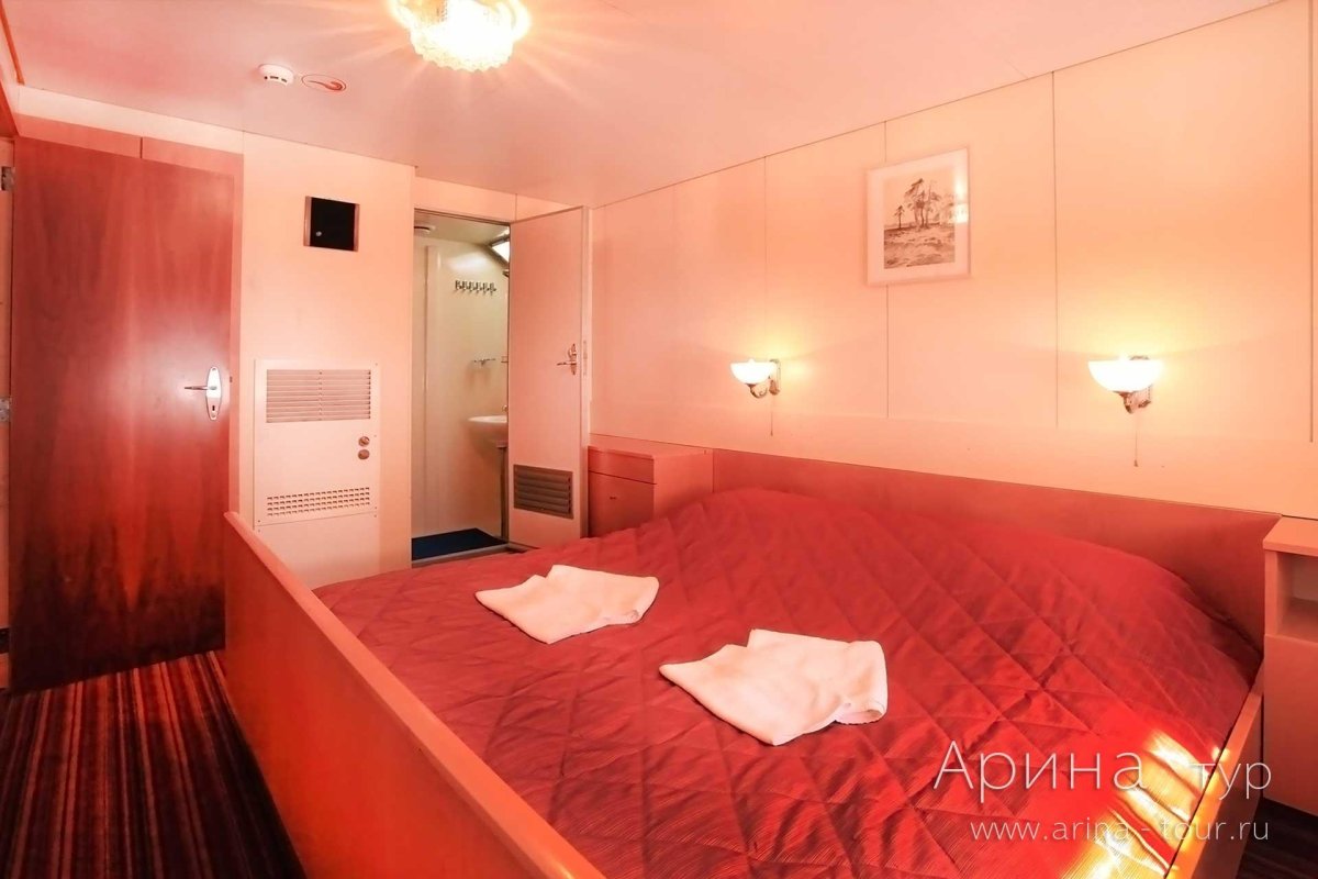 Теплоход Юрий Андропов 332 каюта