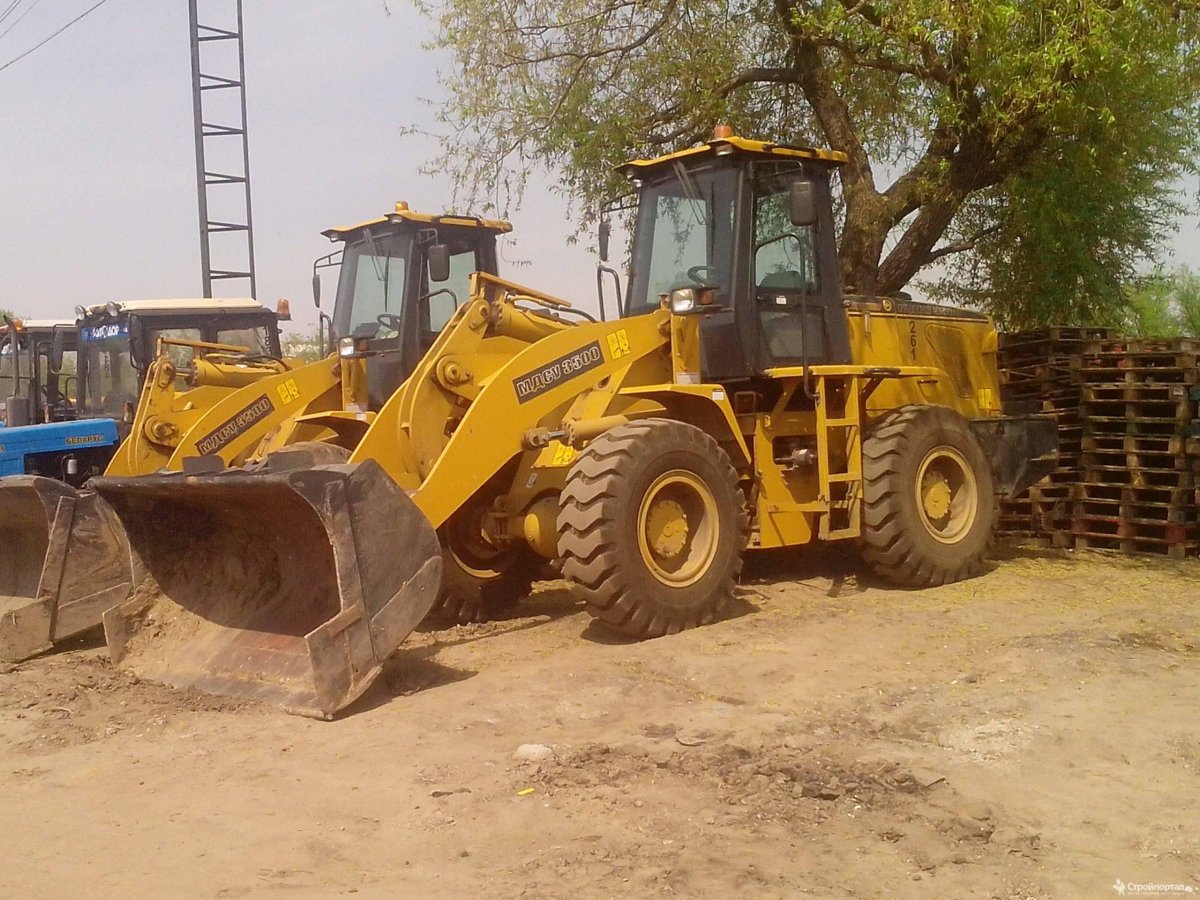 Фронтальный погрузчик МДСУ 3500