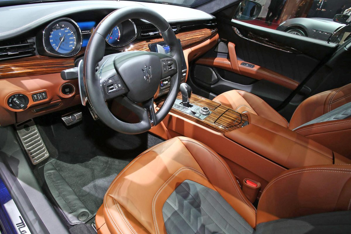 Мазерати Кватропорте 2017