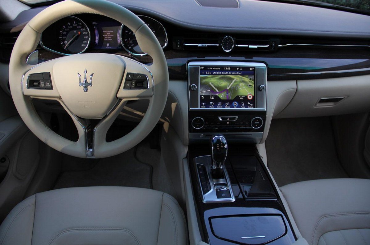 Maserati Quattroporte 2017 салон