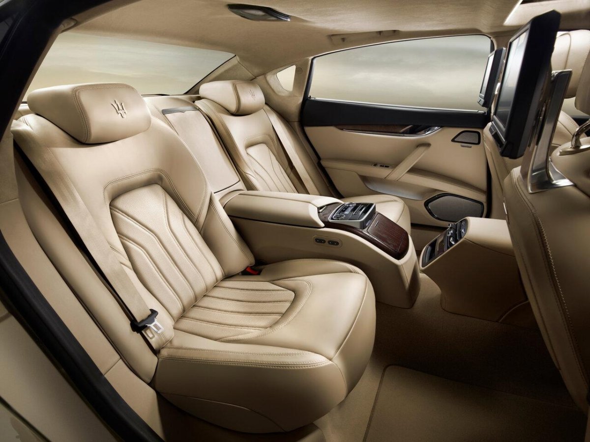 Maserati Quattroporte 2020 салон